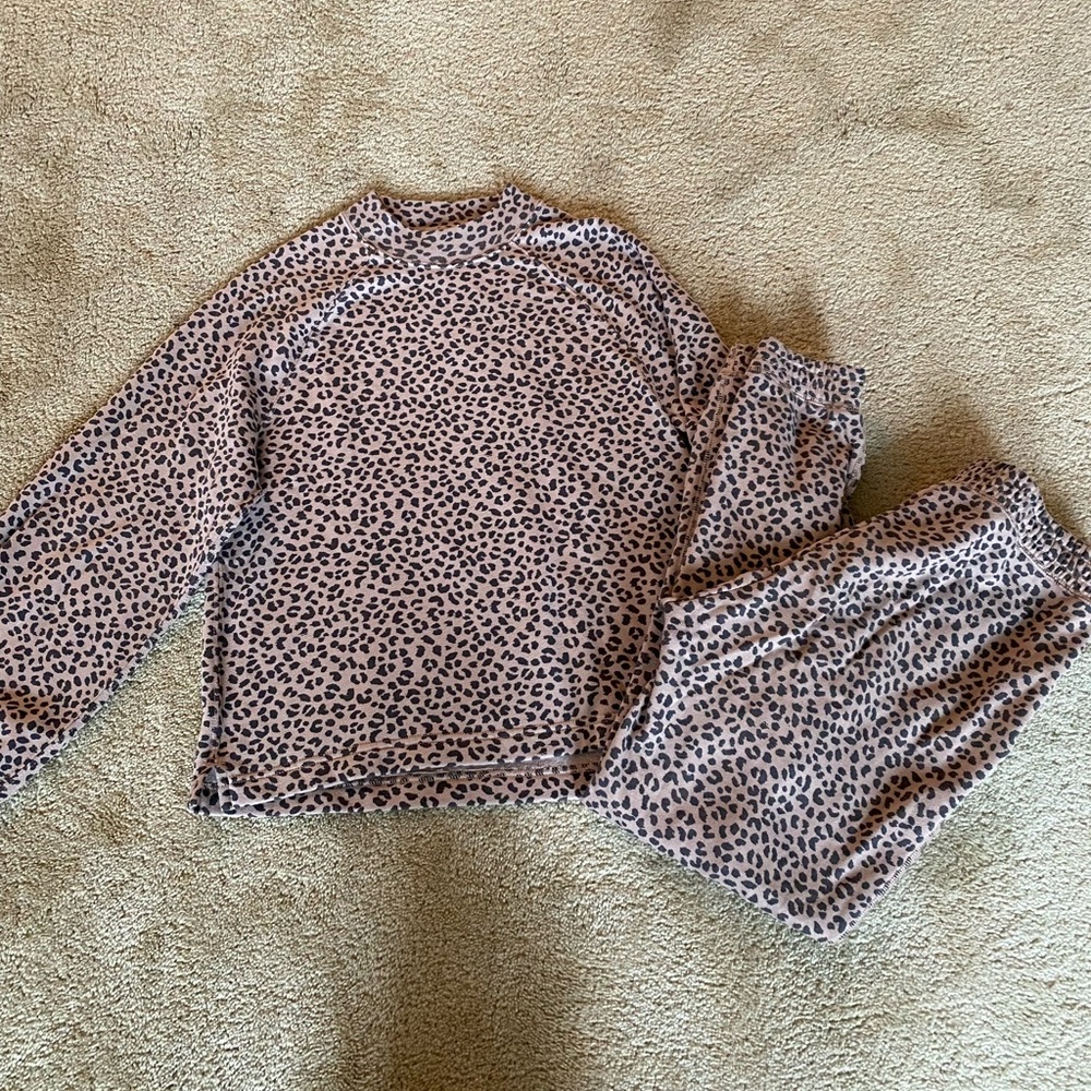 A&F Leopard print matching sweat-set, medium sweatpants and mock neck sweatshirt